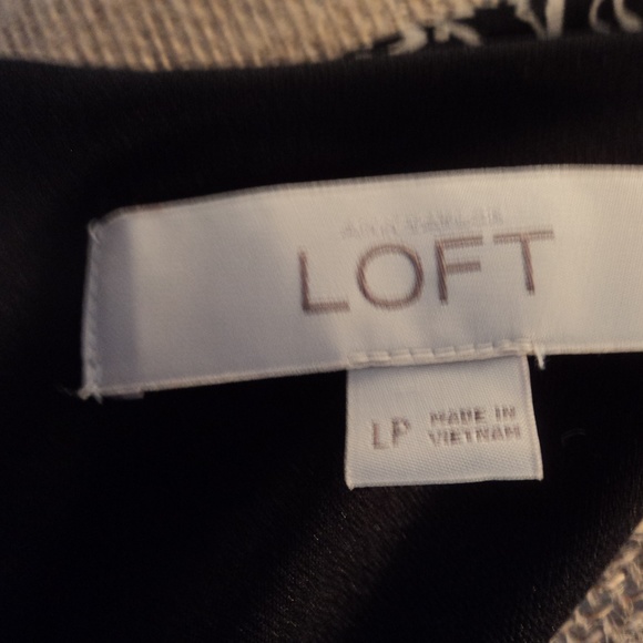 Dress - Picture 6 of 6